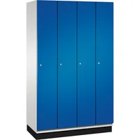 C+P Kleiderspind Cambio mit Sockel 1.200 x 1.950 x 525 mm (B x H x T) 4 Abteile lichtgrau