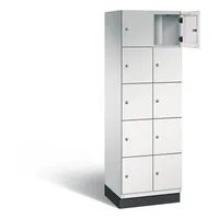 C+P Schließfachschrank Cambio mit Sockel 600 x 1.950 x 525 mm (B x H x T) 10 Fächer lichtgrau