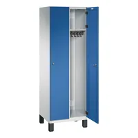 C+P Kleiderspind Cambio mit Standfuß 600 x 1.980 x 525 mm (B x H x T) 2 Abteile lichtgrau