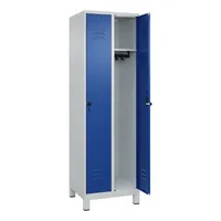 C+P Kleiderspind Classic PLUS mit Standfuß 600 x 1.950 x 500 mm (B x H x T) lichtgrau