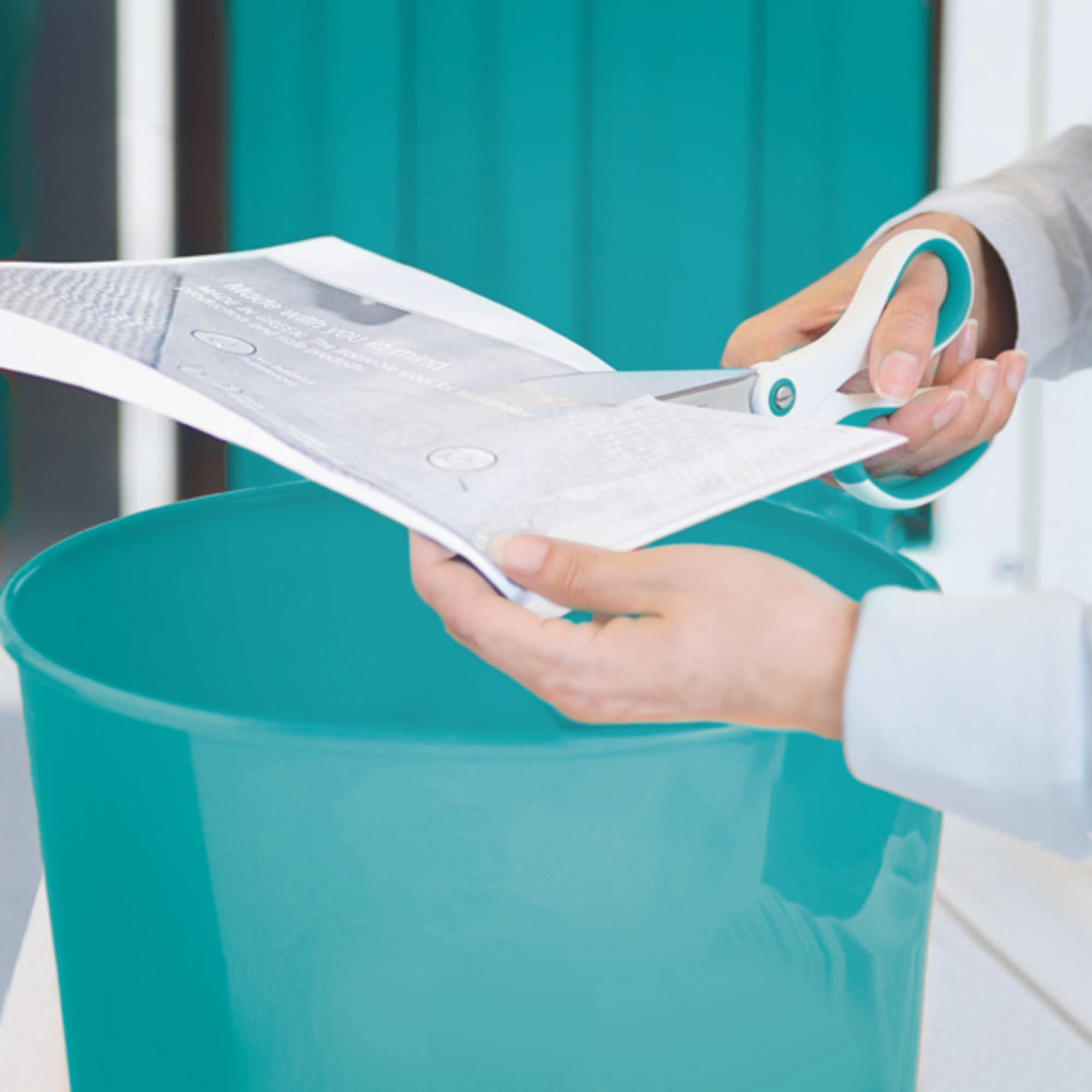 Leitz Papierkorb WOW — 2